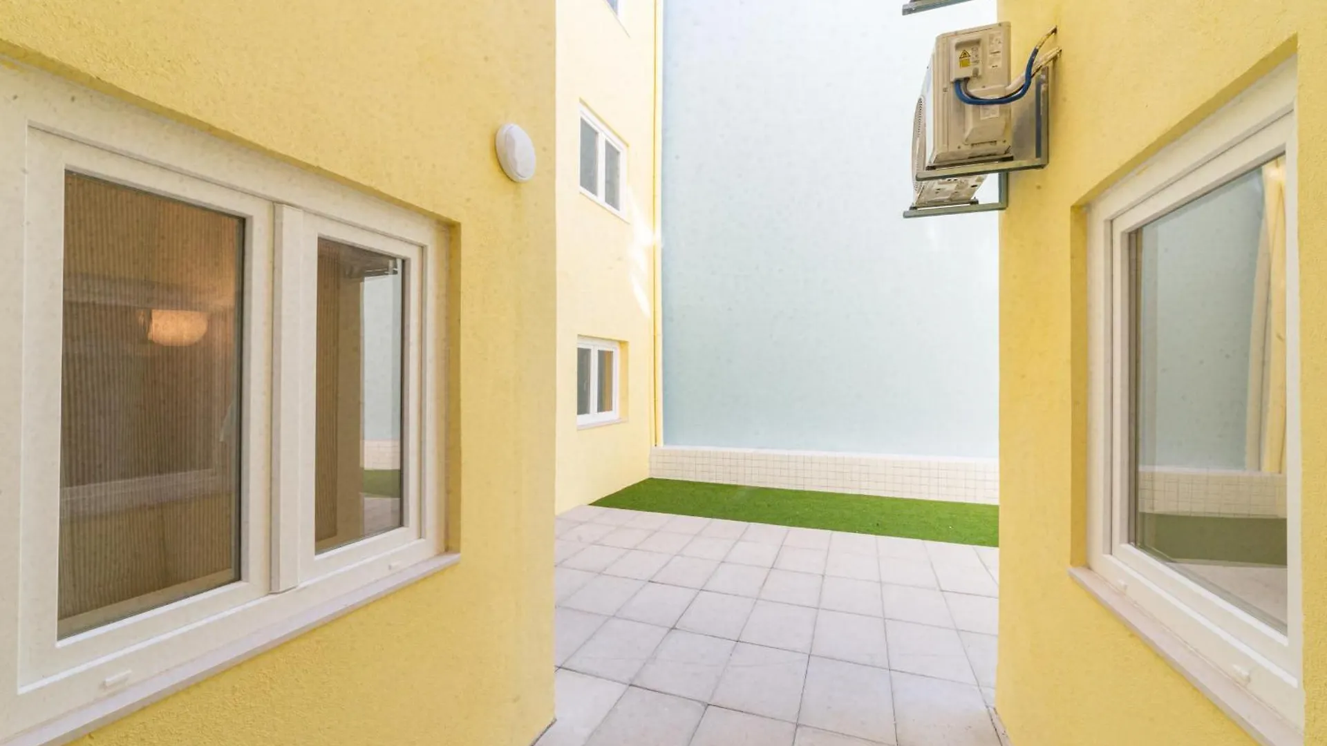 Yellow Charm - Campolide Apartments Lisboa